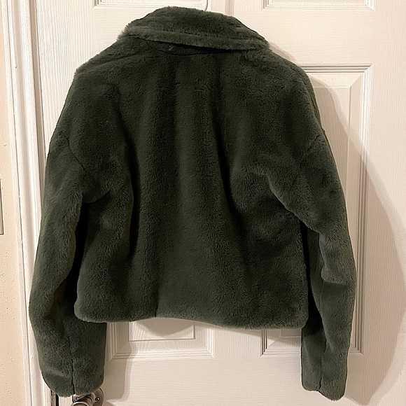 Green Fur Jacket - Picture 4 of 6
